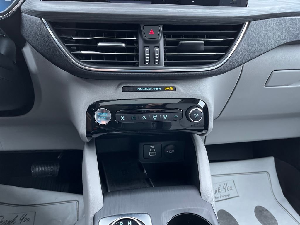 New 2026 Ford Escape Platinum w/ Premium Technology Package image 19