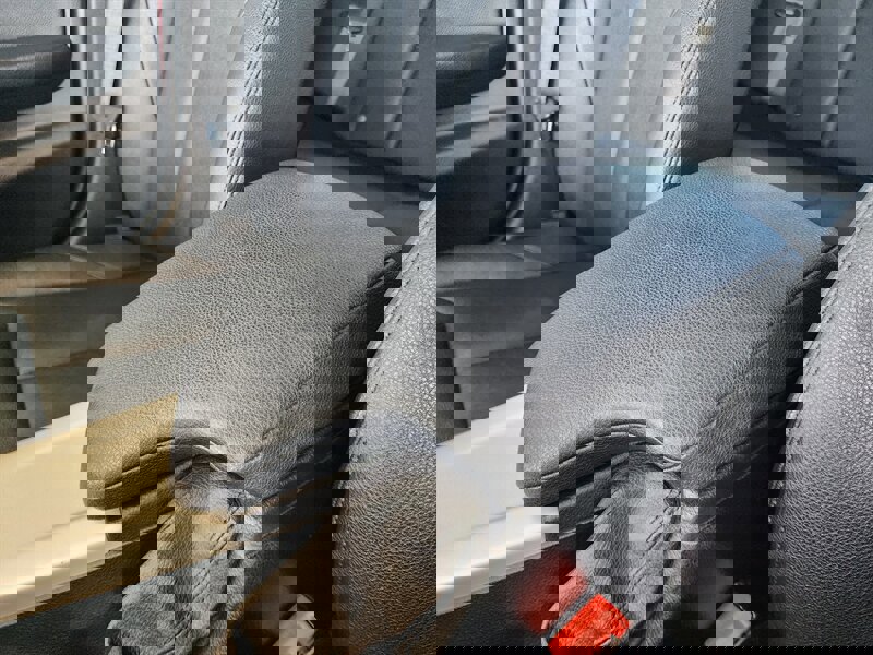 Used 2018 BMW 320i Sedan w/ Convenience Package image 48