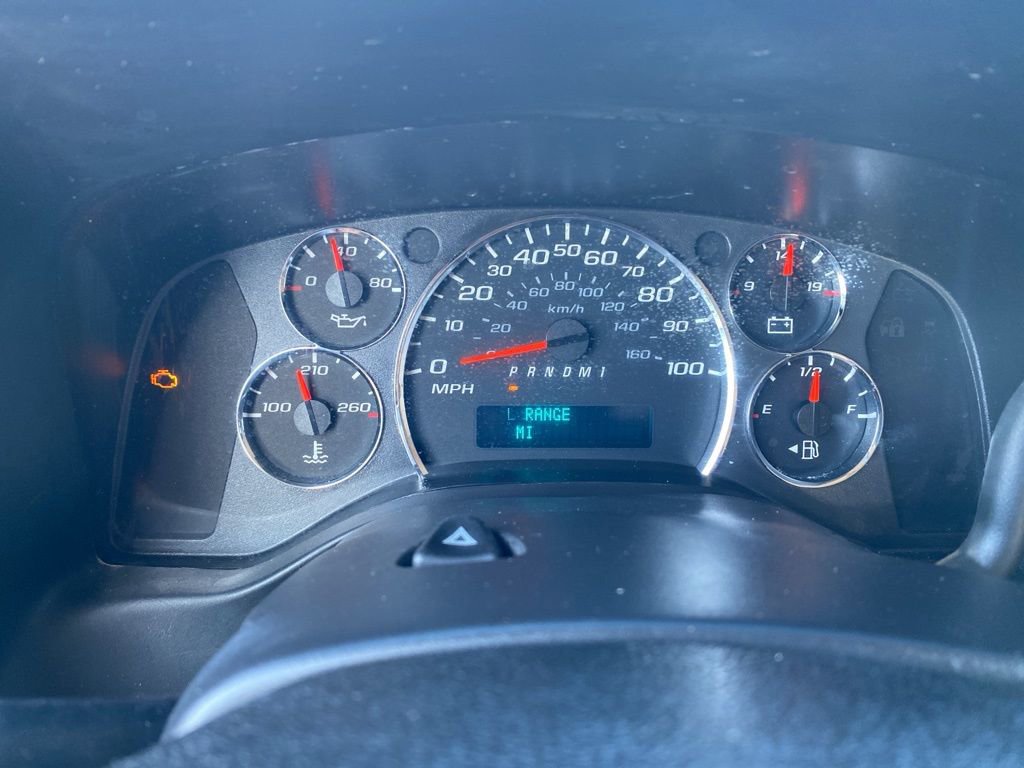 Used 2011 Chevrolet Express 2500 Extended image 22