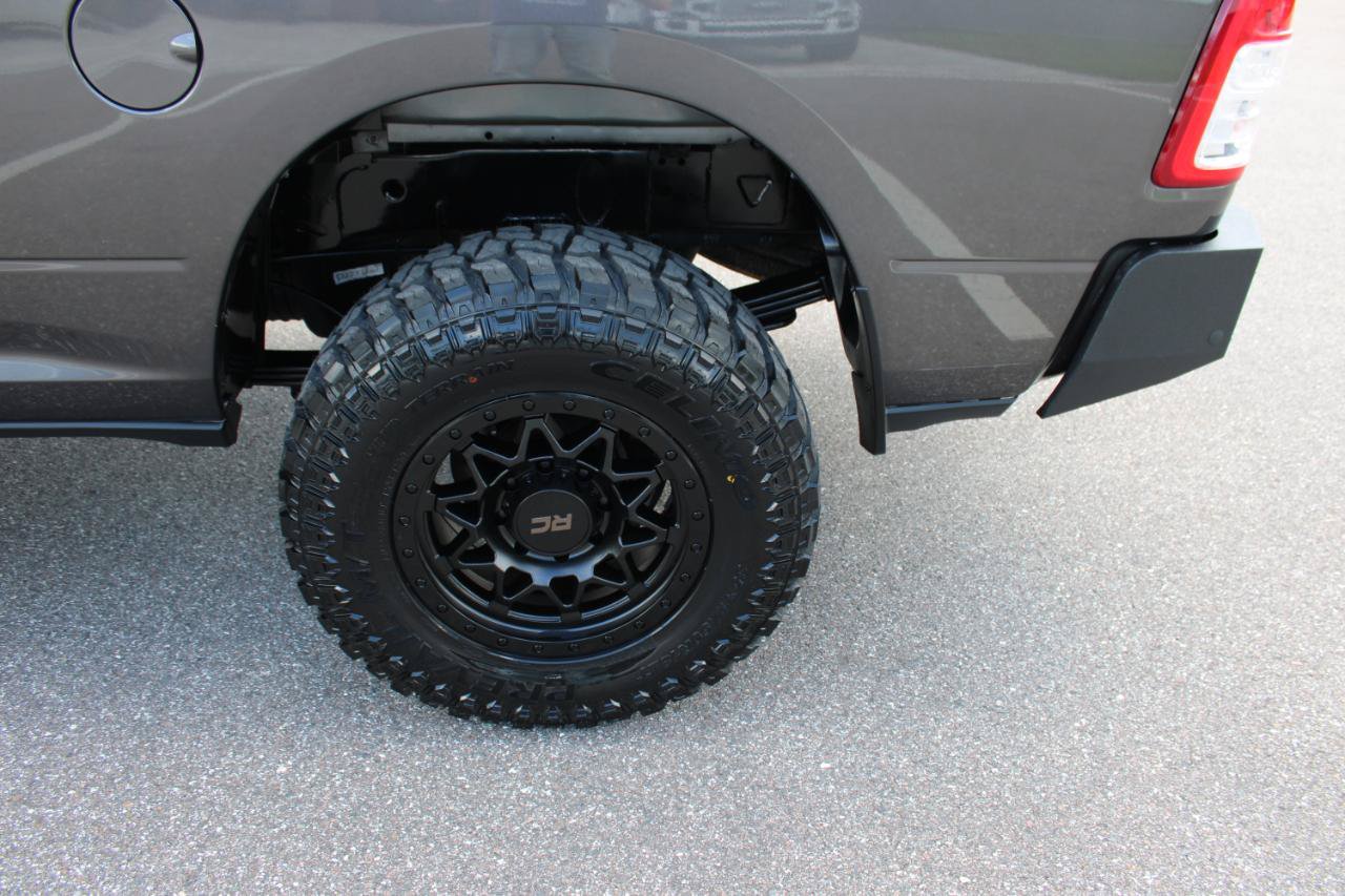 Used 2023 RAM 3500 Tradesman AWD/4WD image 4