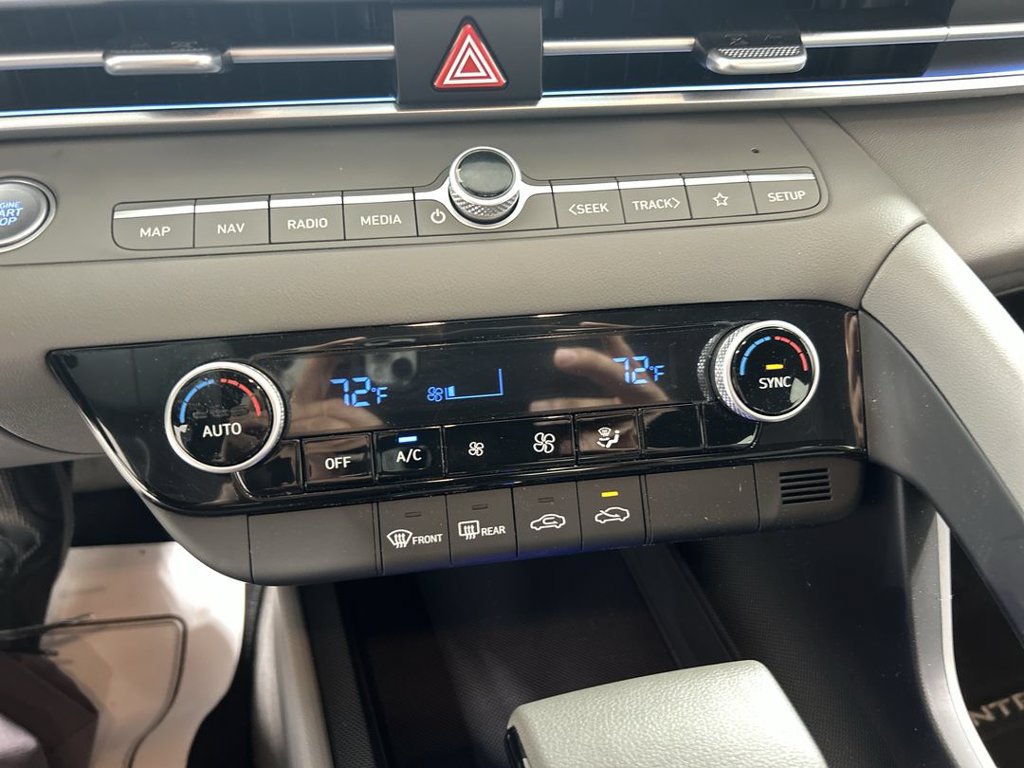 Used 2024 Hyundai Elantra SEL FWD image 16