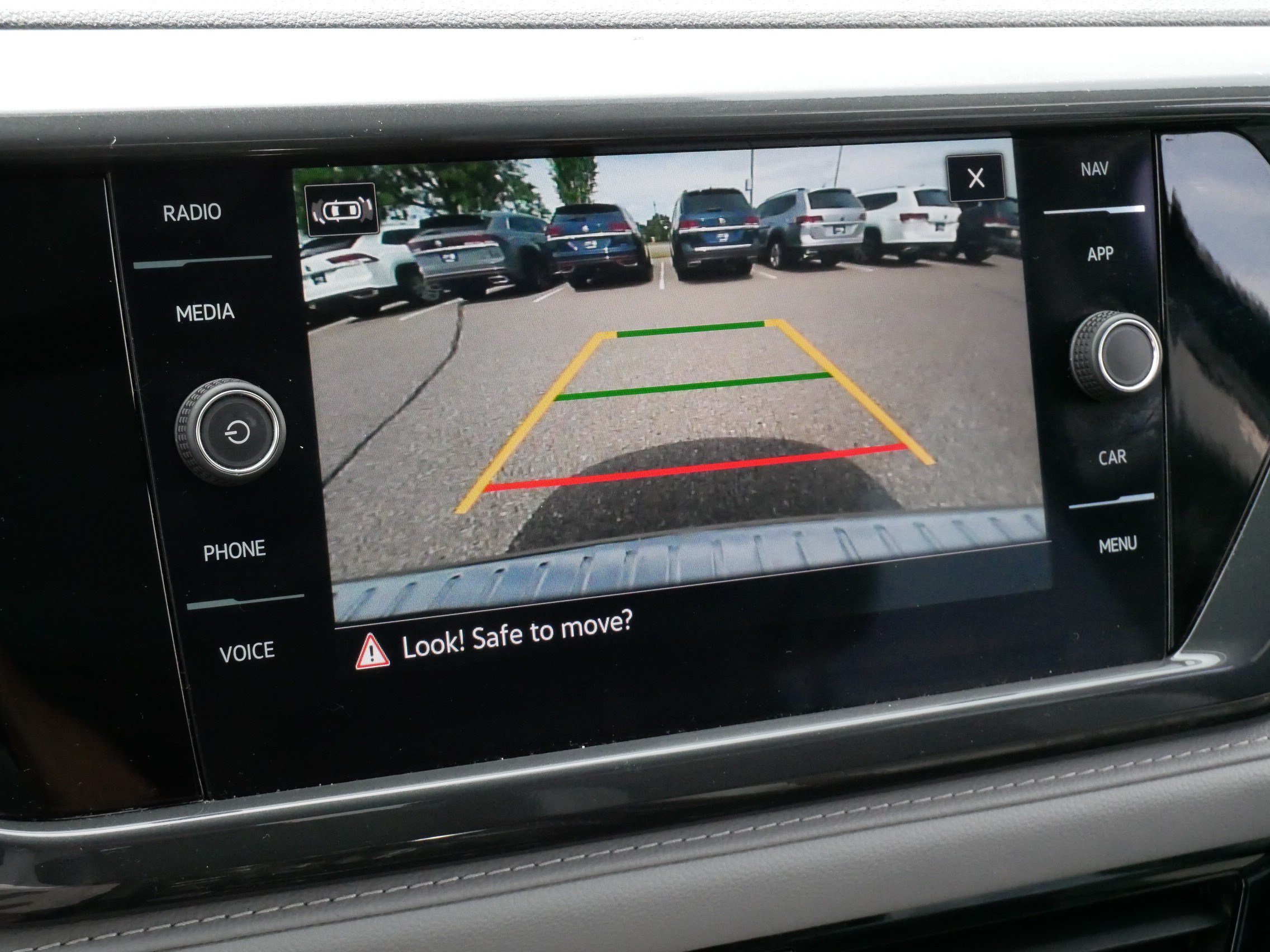 Certified 2023 Volkswagen Taos SEL AWD/4WD image 31