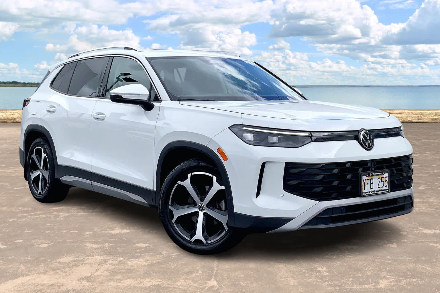 Certified 2026 Volkswagen Tiguan SE FWD image 21