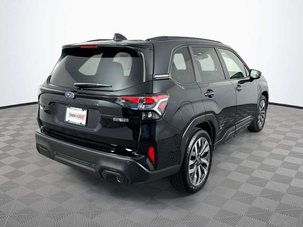 Used 2025 Subaru Forester Touring AWD/4WD image 10
