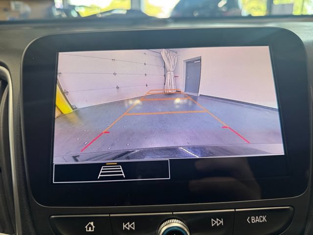 Used 2024 Chevrolet Malibu LT FWD image 15