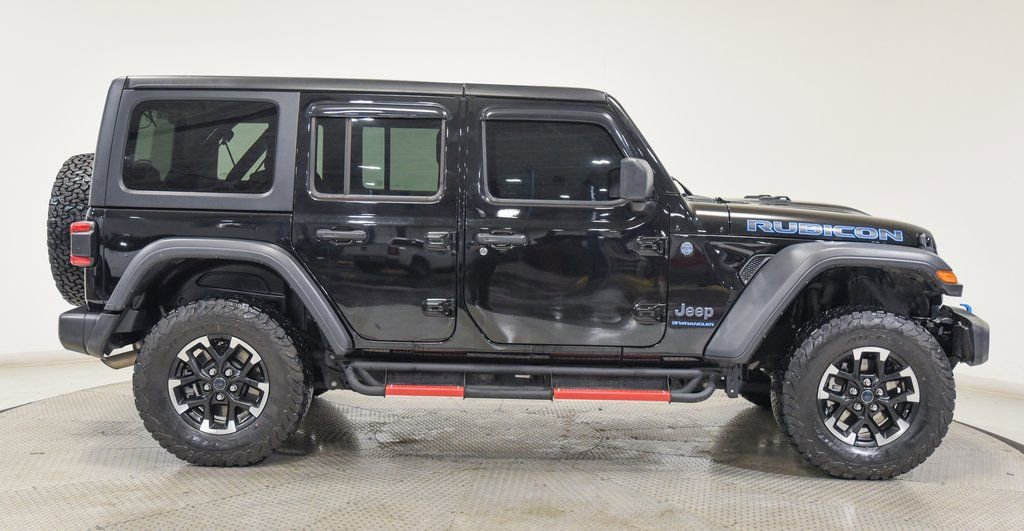 Used 2024 Jeep Wrangler Unlimited Rubicon 4xe image 12