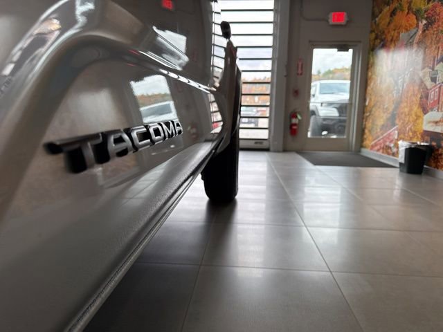 Used 2024 Toyota Tacoma TRD Off-Road image 13