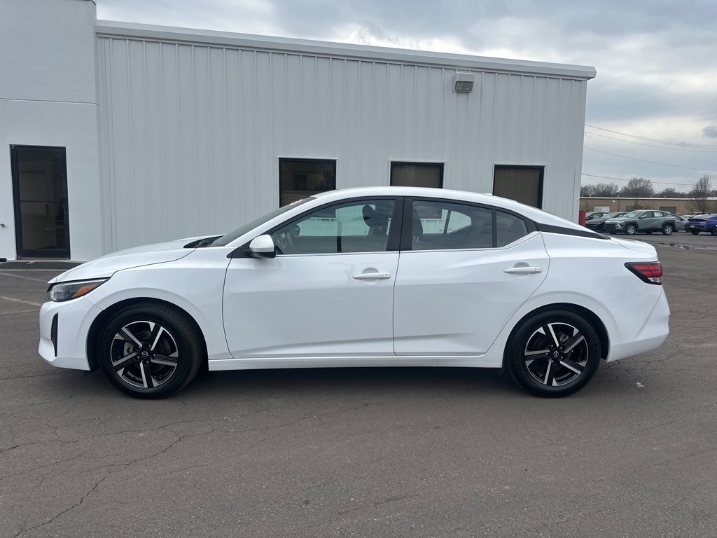 Used 2024 Nissan Sentra SV image 13