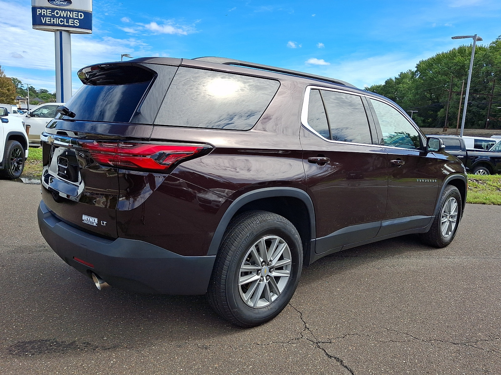 Used 2023 Chevrolet Traverse LT AWD/4WD image 6