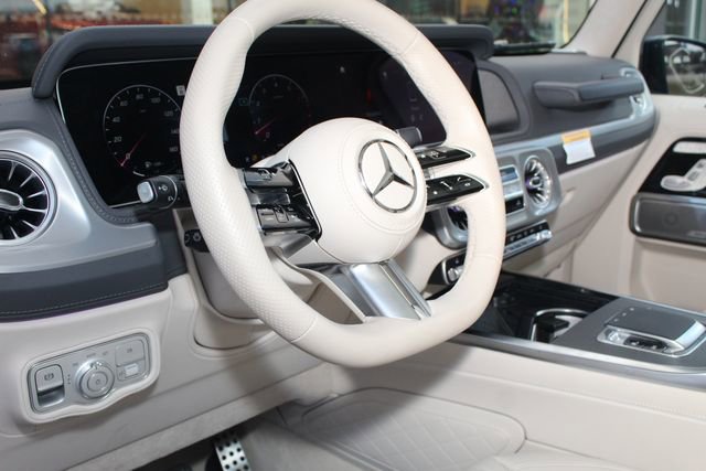 Used 2025 Mercedes-Benz G 550 image 14