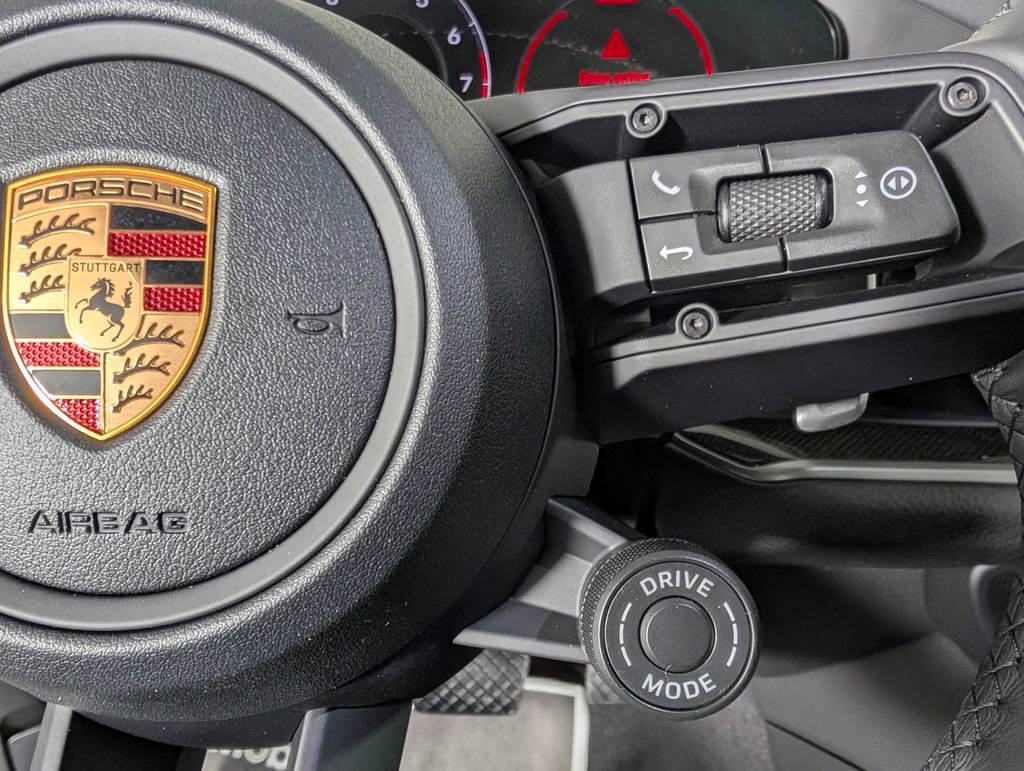 New 2026 Porsche Cayenne Coupe image 40