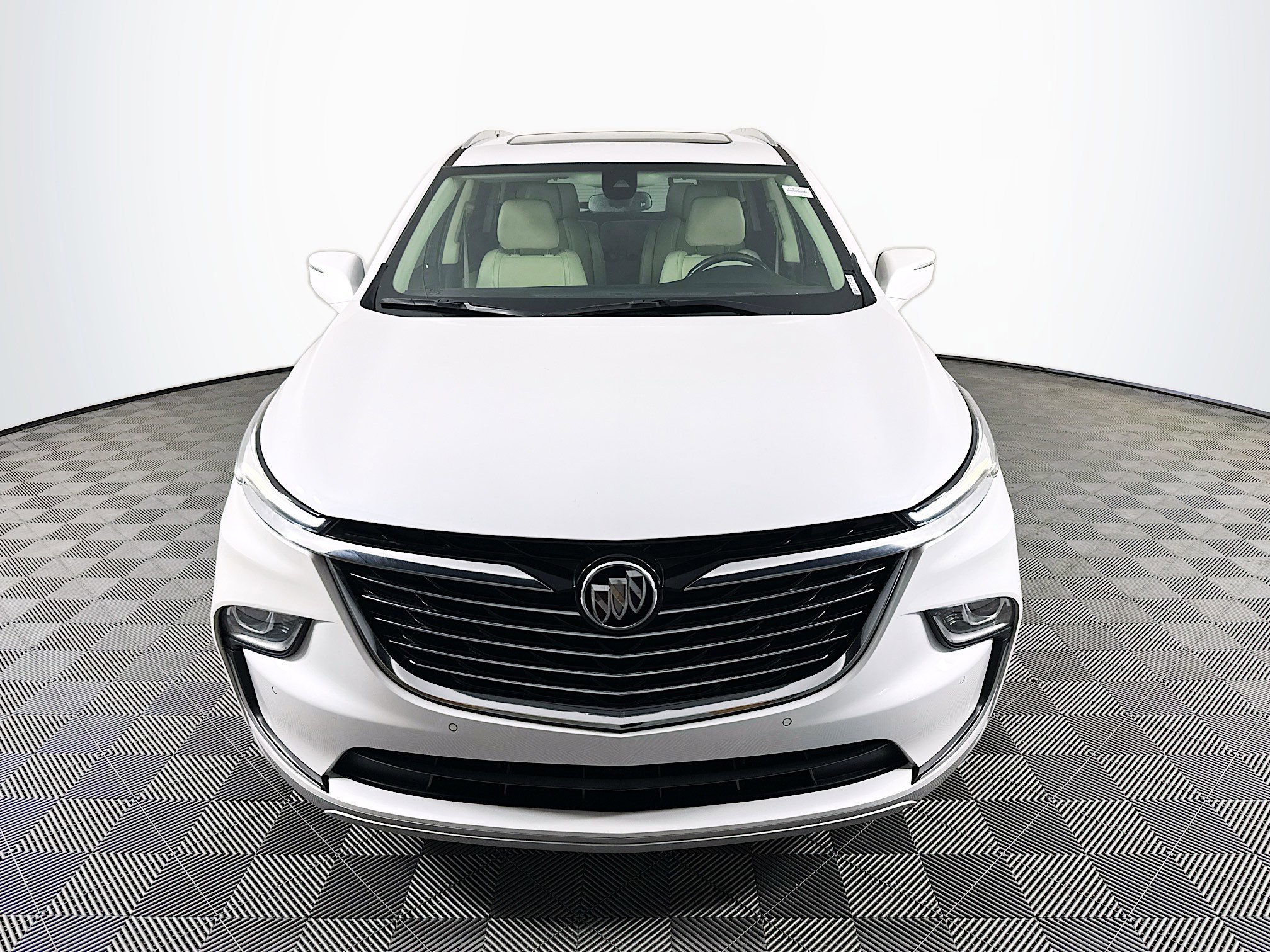 Used 2023 Buick Enclave Essence w/ Experience Buick Package FWD image 2