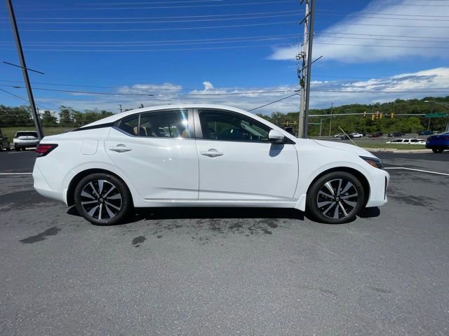 New 2025 Nissan Sentra SV w/ SV Premium Package image 4