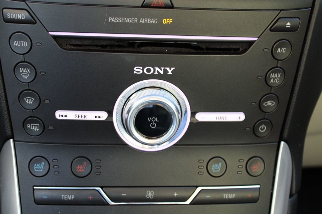 Used 2017 Ford Edge Titanium w/ Equipment Group 301A image 28