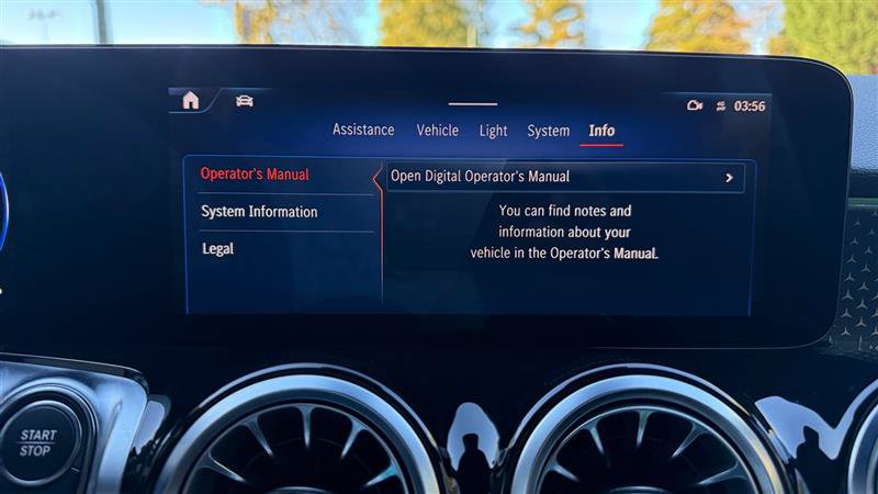 Used 2024 Mercedes-Benz EQB 250+ image 40