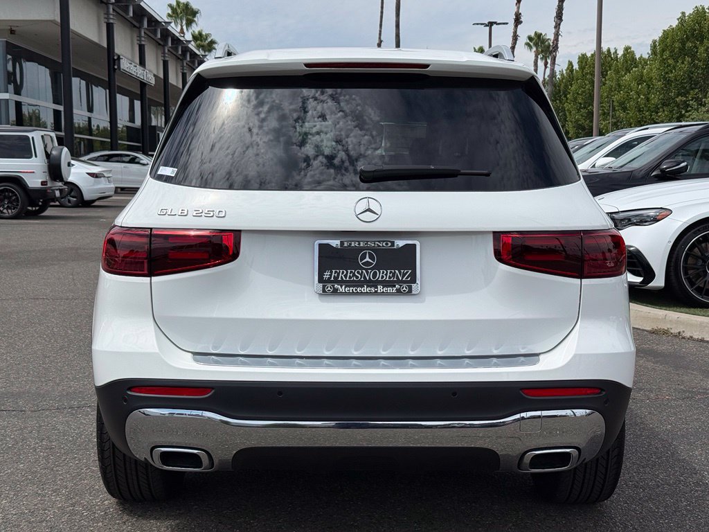 New 2026 Mercedes-Benz GLB 250 image 17