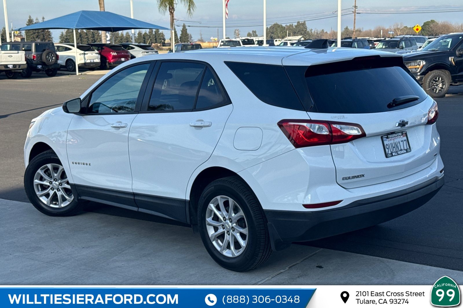 Used 2019 Chevrolet Equinox LS w/ LS Convenience Package image 5