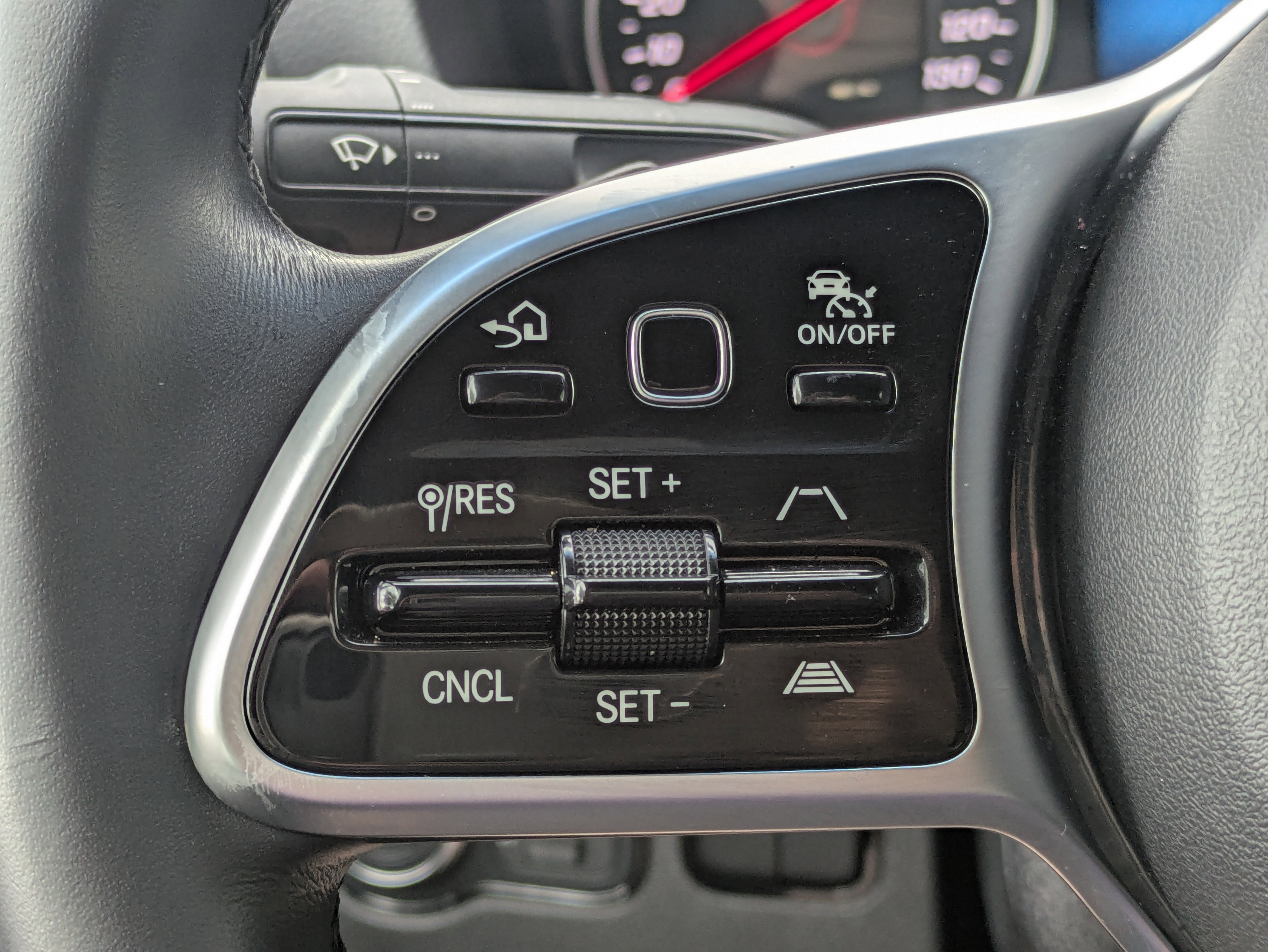 Used 2021 Mercedes-Benz Sprinter 2500 image 22