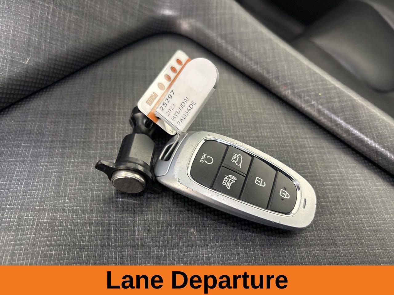 Used 2023 Hyundai Palisade Limited w/ Cargo Package image 21