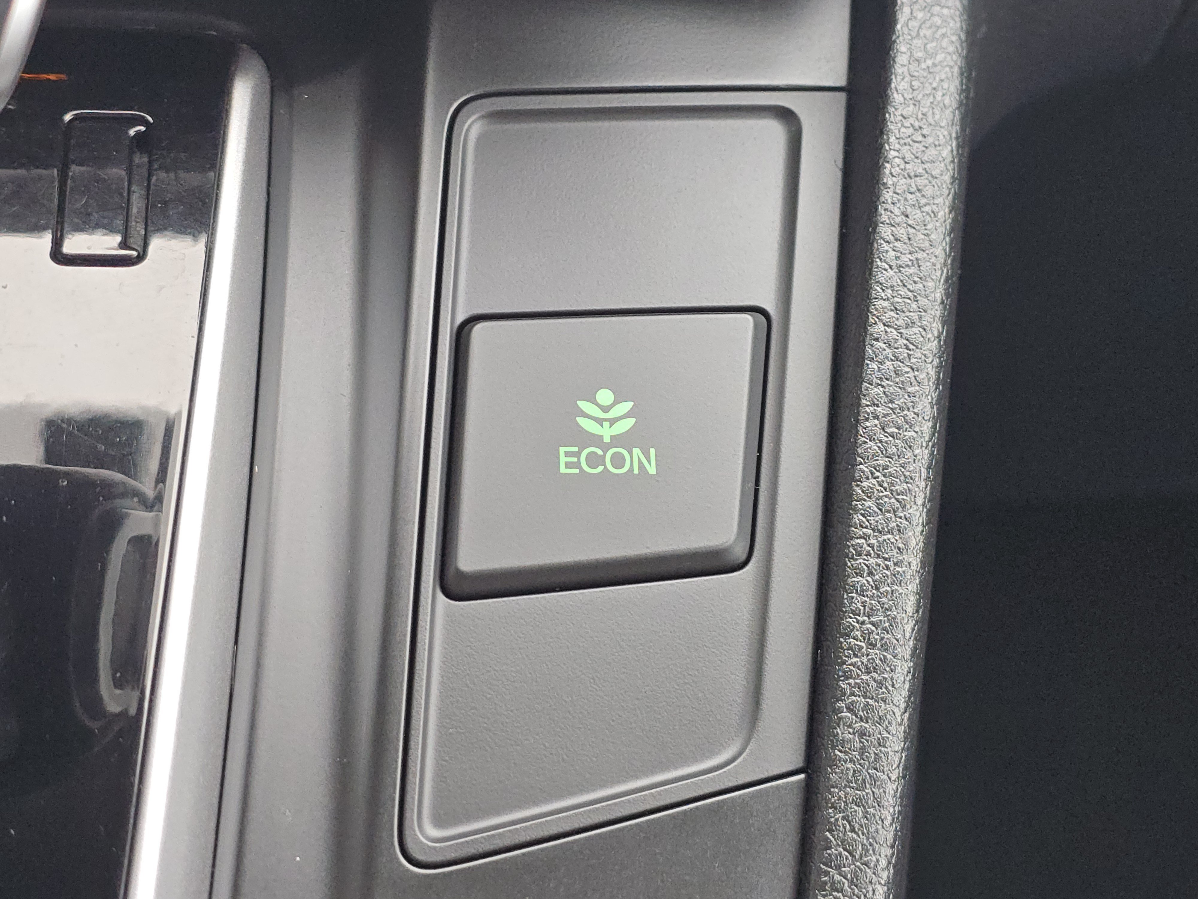 Used 2017 Honda CR-V LX image 11