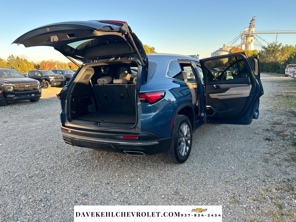Used 2026 Buick Enclave Preferred w/ Power Package AWD/4WD image 14