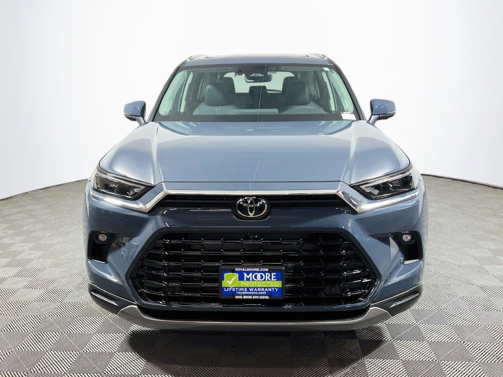 New 2026 Toyota Grand Highlander AWD Hybrid image 2