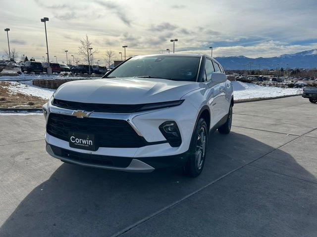 Used 2023 Chevrolet Blazer LT w/ Driver Confidence Package image 3
