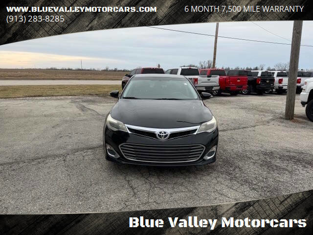 Used 2014 Toyota Avalon XLE Premium FWD image 2