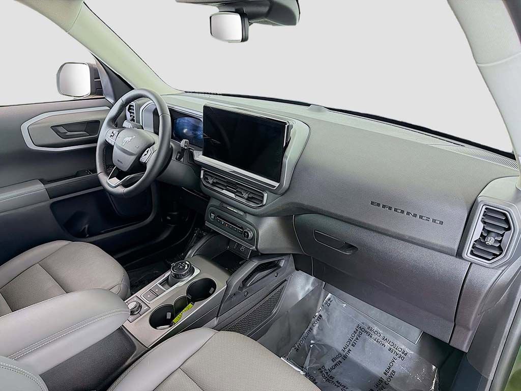 Used 2025 Ford Bronco Sport Badlands image 18