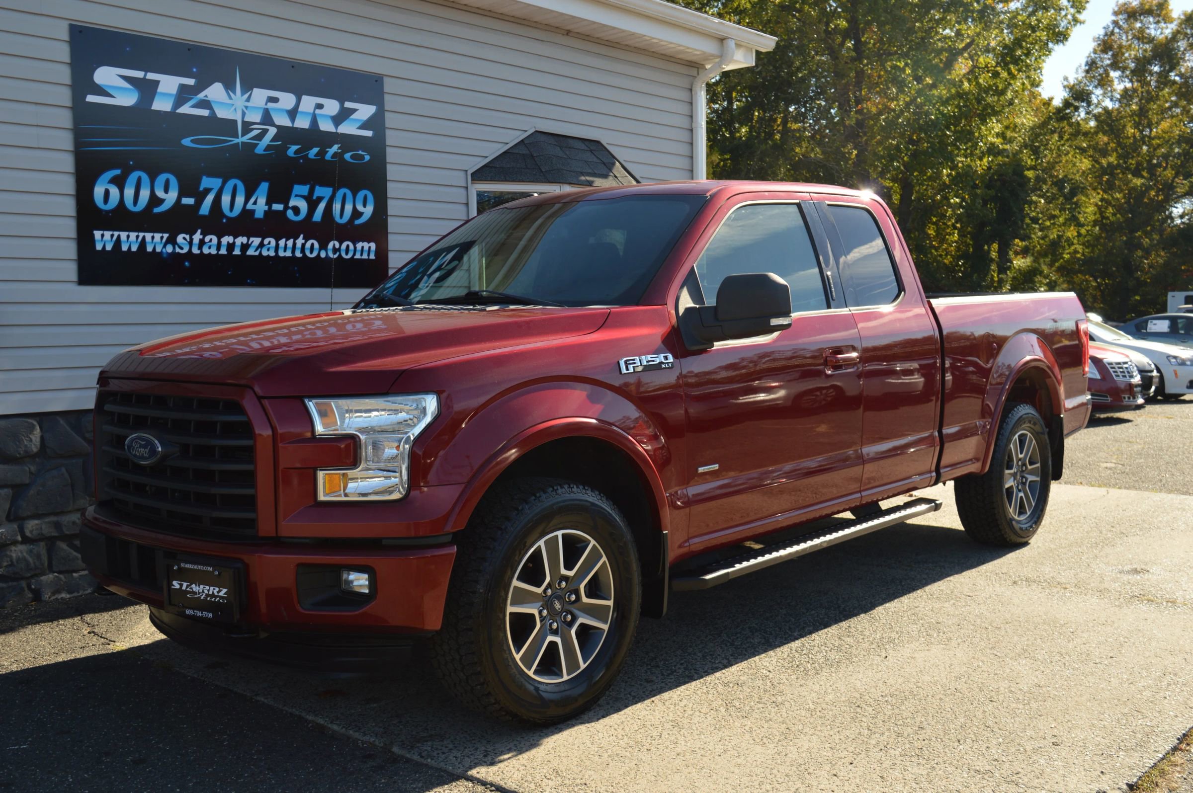Used 2015 Ford F150 XLT w/ Equipment Group 301A Mid