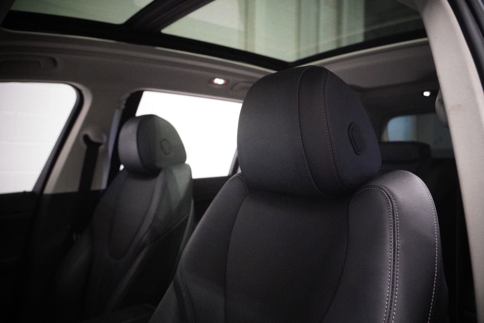 Used 2021 BMW X7 xDrive40i w/ Executive Package 2 image 12