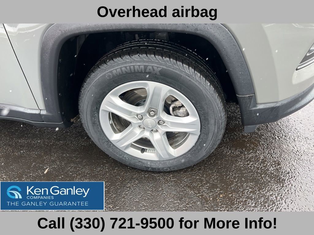 Used 2023 Jeep Compass Latitude image 21