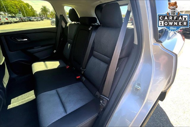 Used 2025 Nissan Rogue SV AWD/4WD image 25