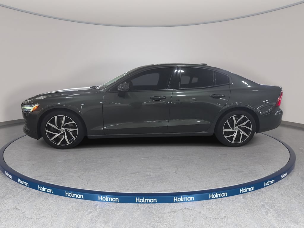 Used 2020 Volvo S60 T6 Momentum AWD/4WD image 11