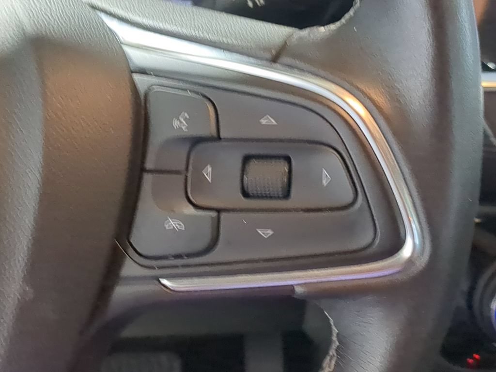 Used 2021 Buick Encore GX Essence w/ Advanced Technology Package AWD/4WD image 30