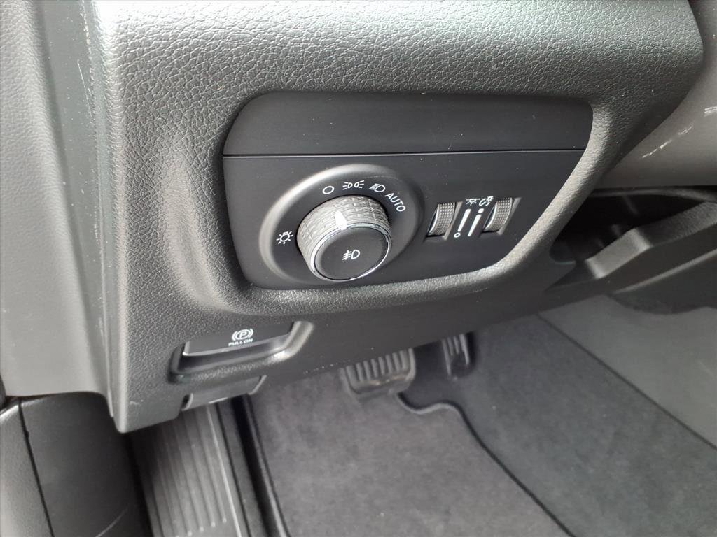 New 2026 Jeep Grand Cherokee Limited image 10