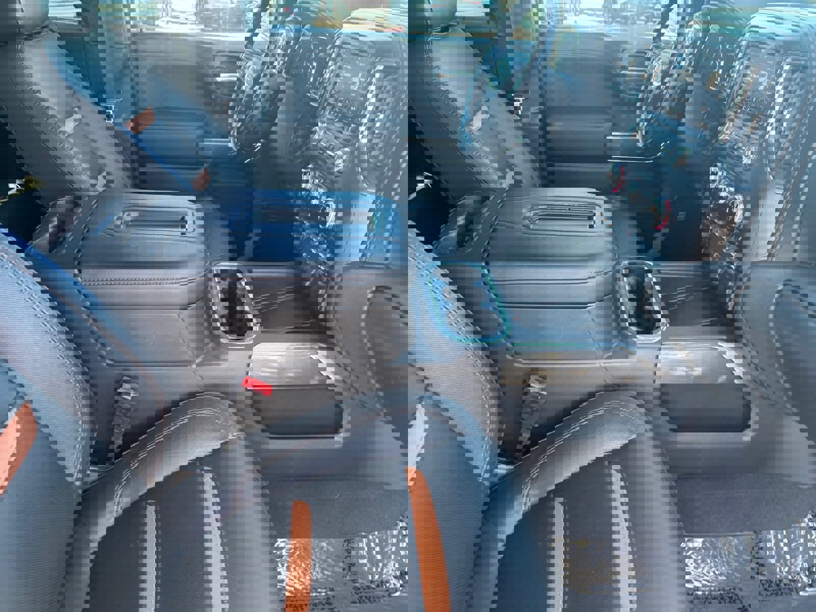 Used 2020 GMC Sierra 1500 AT4 w/ Technology Package image 14