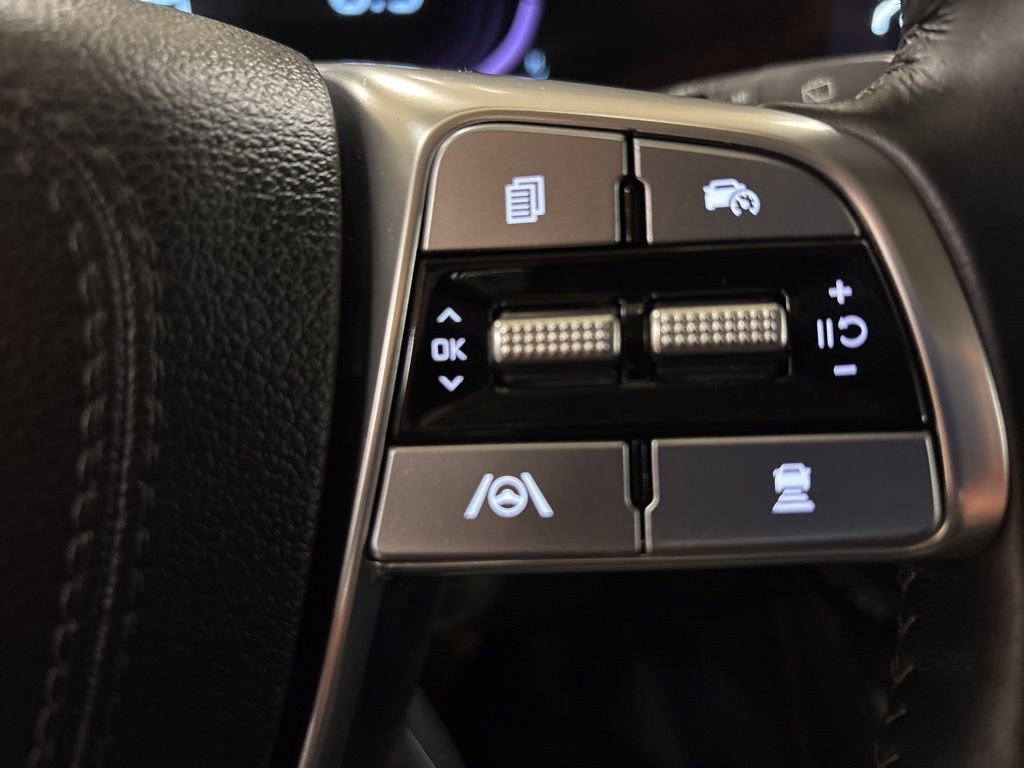 Used 2023 Kia Telluride LX image 26