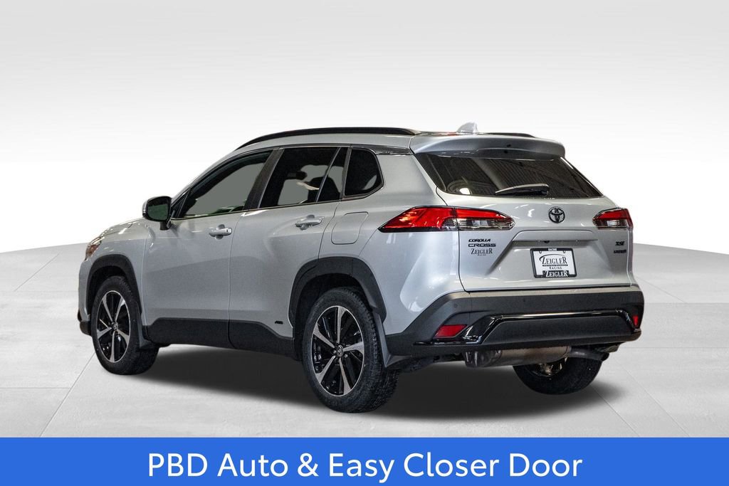 Used 2023 Toyota Corolla Cross XSE w/ Convenience Package image 5