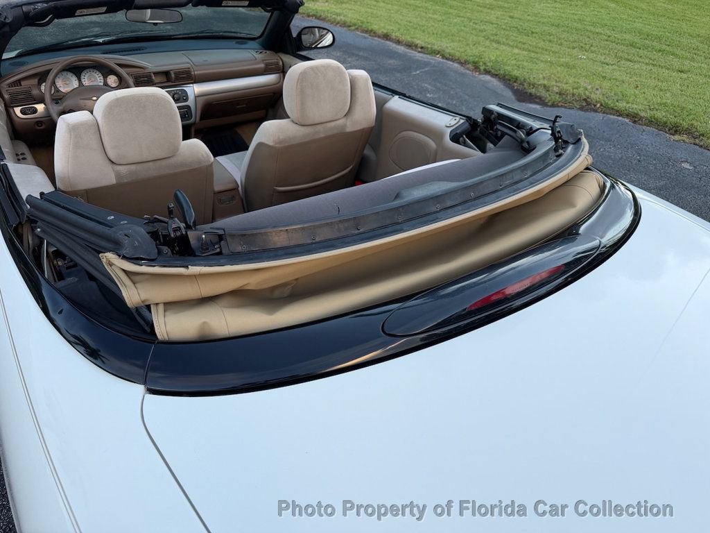 Used 2004 Chrysler Sebring GTC FWD image 24