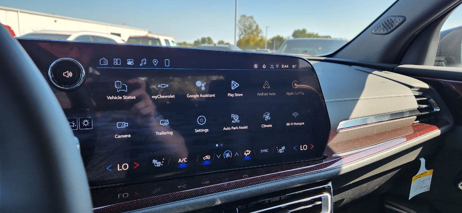 New 2026 Chevrolet Traverse Z71 w/ Enhanced Driving Package image 15