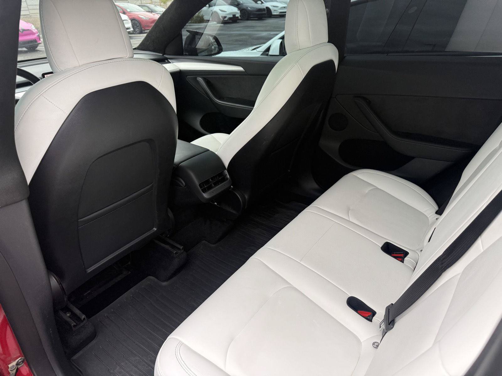 Used 2022 Tesla Model Y Performance AWD/4WD image 15