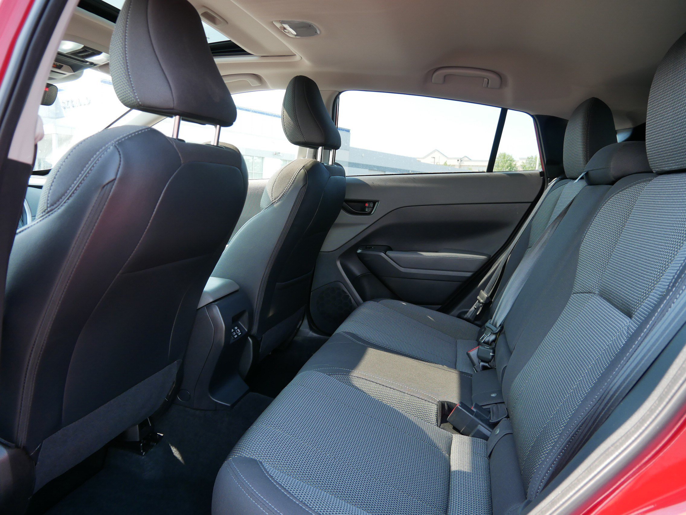 Certified 2024 Subaru Crosstrek 2.0i Premium AWD/4WD image 33