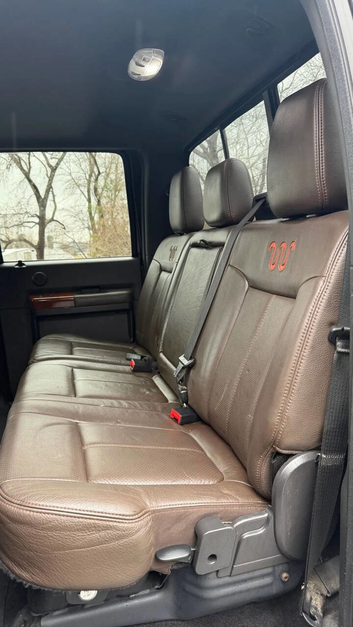 Used 2015 Ford F250 King Ranch w/ King Ranch w/Chrome Package image 21