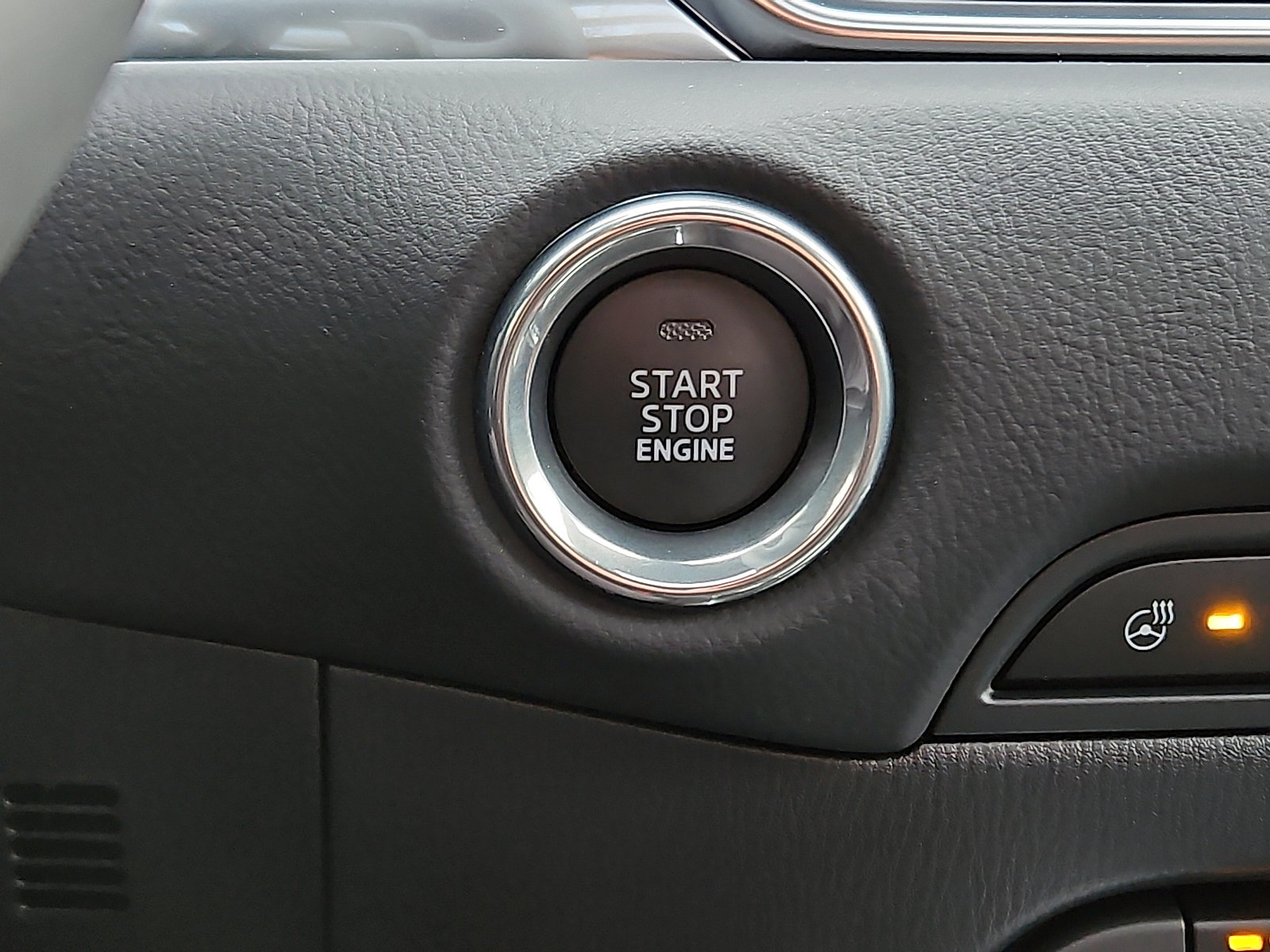 New 2025 MAZDA CX-5 Signature image 19