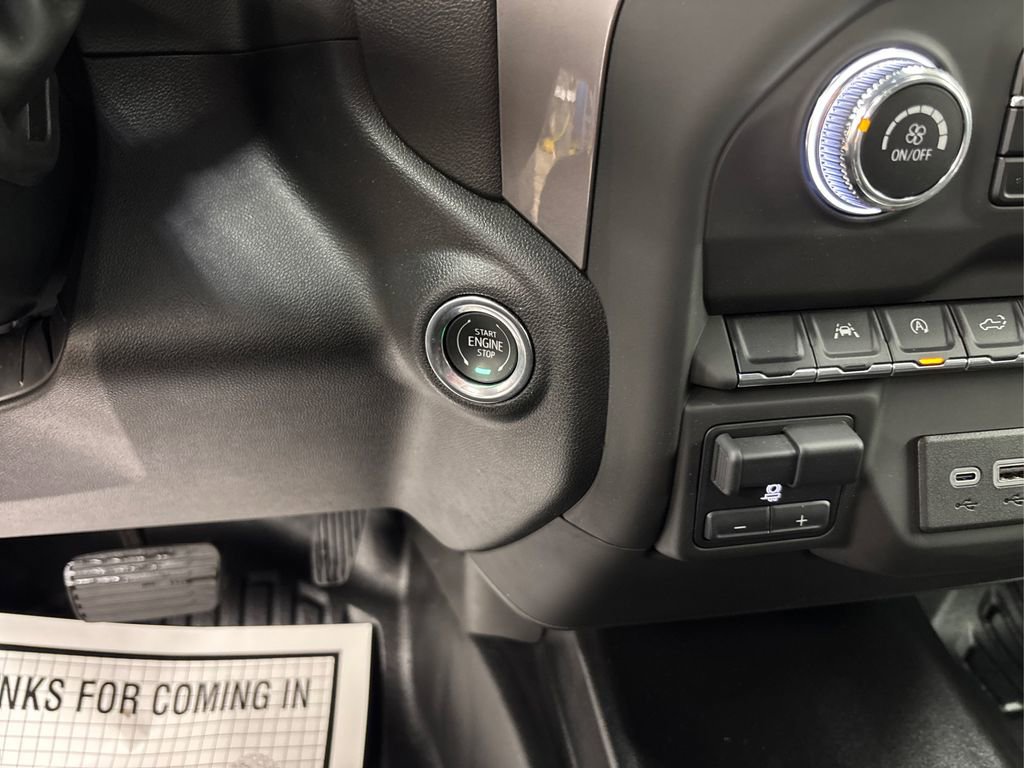 Used 2023 GMC Sierra 1500 Pro w/ Pro Value Package image 28