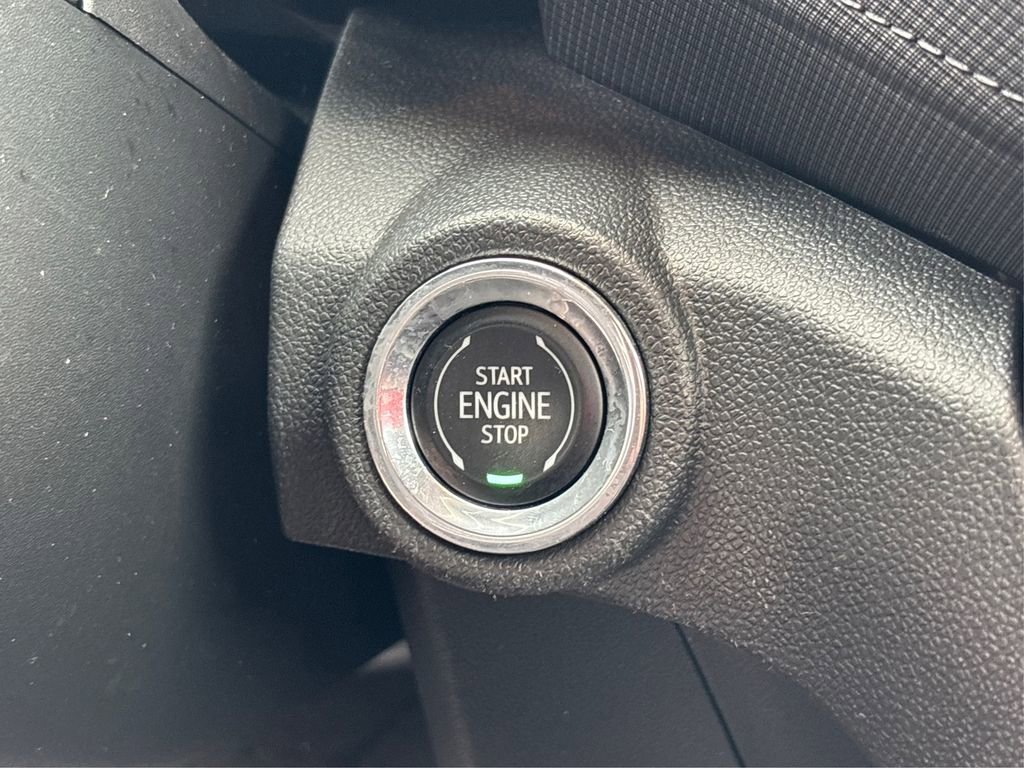 Used 2023 Chevrolet TrailBlazer LT FWD image 24