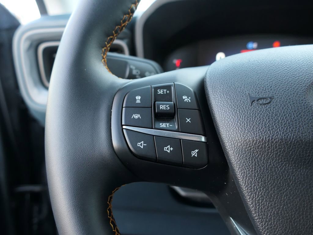 Used 2025 Ford Maverick Tremor image 16