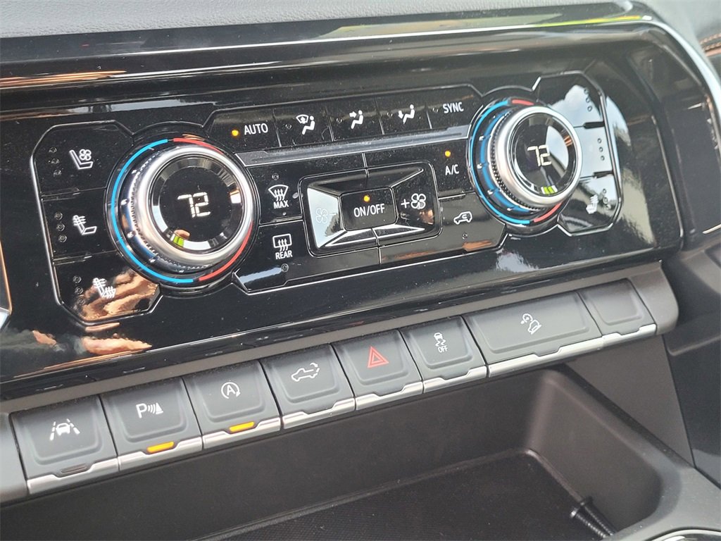 New 2026 GMC Sierra 1500 AT4 w/ Technology Package image 16