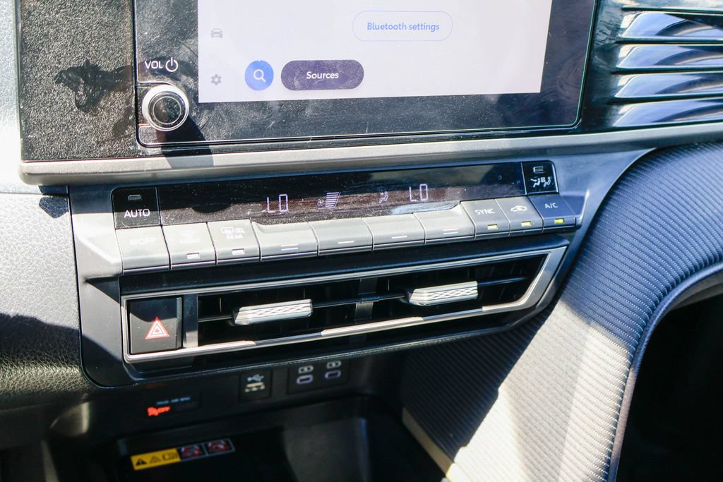 Used 2026 Toyota Camry SE FWD image 16